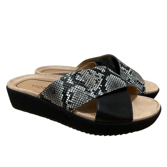 Vionic Women's 7 Wide Hayden Black Snake Skin Leather Criss Cross Slide Sandal - Picture 1 of 7